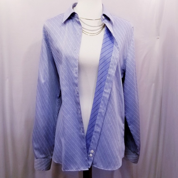 FOXCROFT Button Down Pinstriped Wrinkle Free - Picture 4 of 8